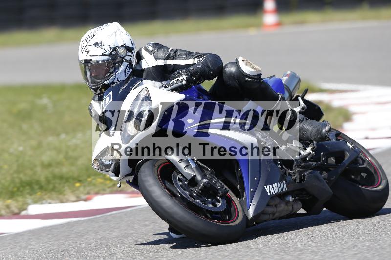 /Archiv-2025/48 25.08.2025 Cornu Master School ADR/blau-bleu/80